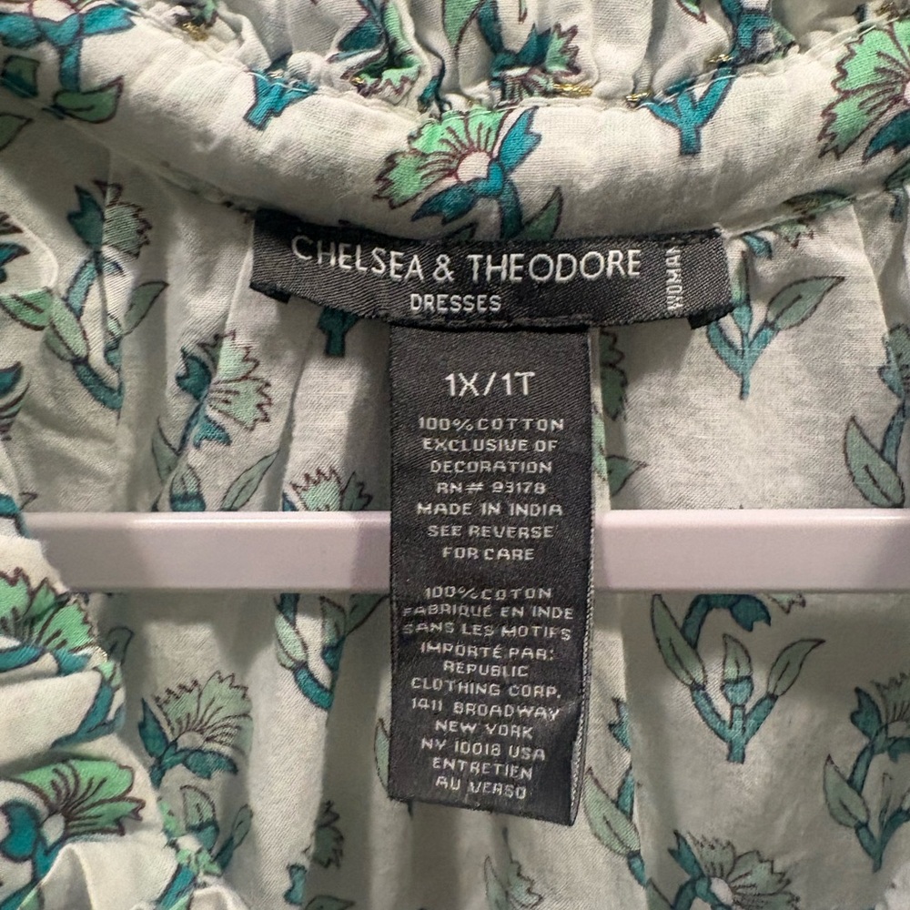 Chelsea & Theodore Cream Mini Dress with Blue Floral Print 1x - Picture 4 of 8